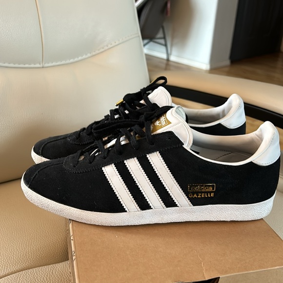 Womens Gazelle Adidas - Picture 6 of 9